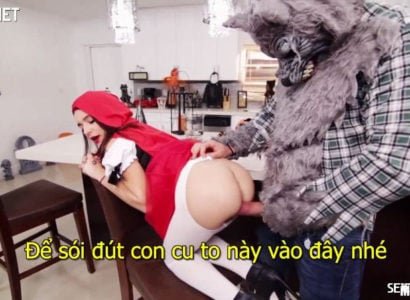 A pequena garota do lenço vermelho faz sexo com lobos extremamente estimulantes