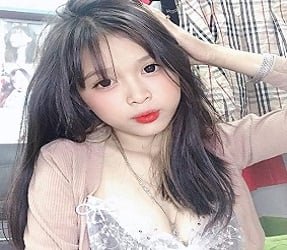 Desejo de ver o corpo quente da garota gostosa em tiktok